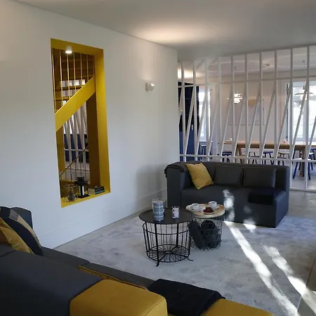 Hostel Aktion House Carcavelos (Lisbon)