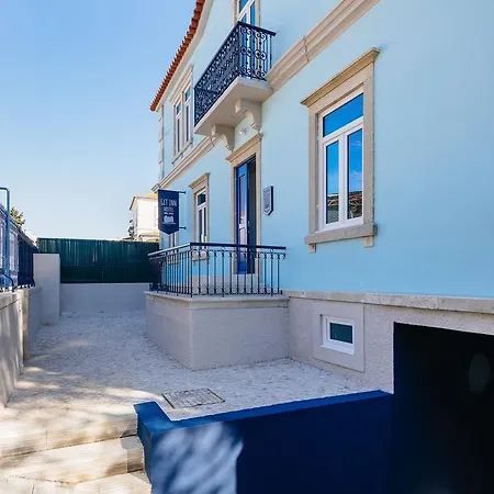 אכסניה Aktion House